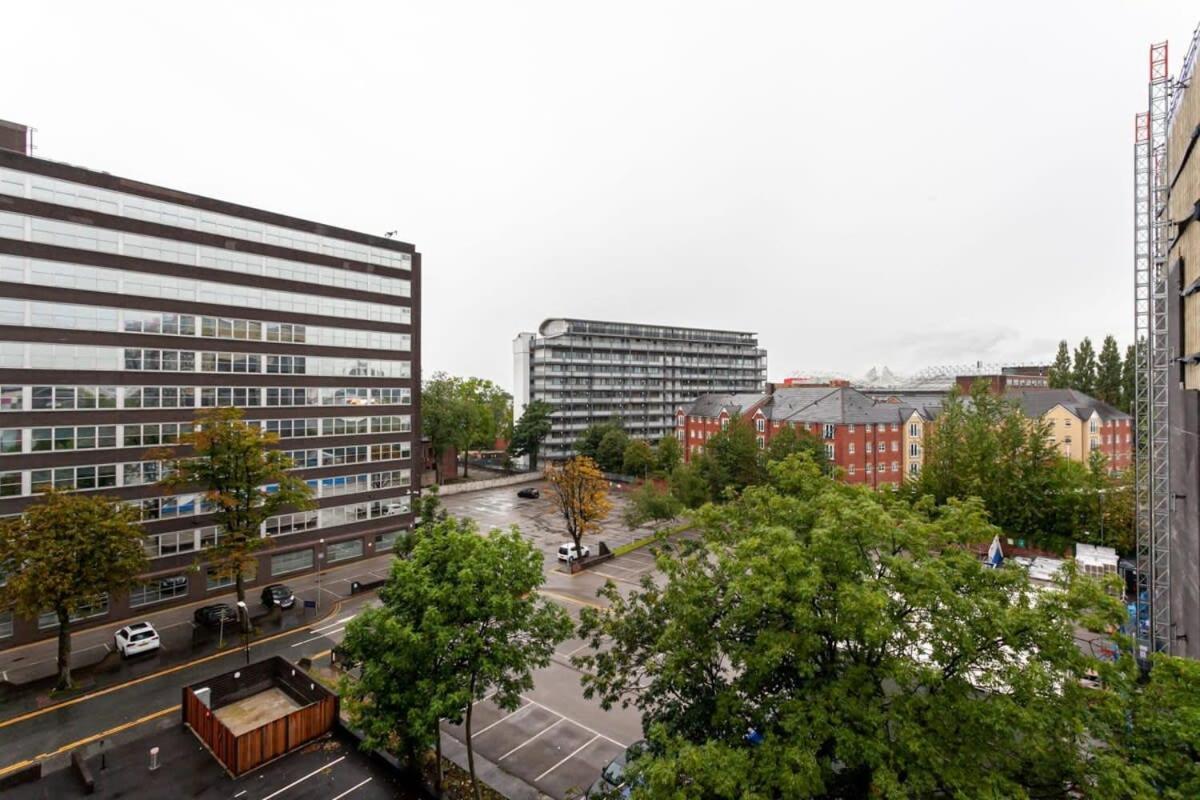 מנצ'סטר Superb 2 Bed Flat 5Min To Old Trafford Stadium מראה חיצוני תמונה